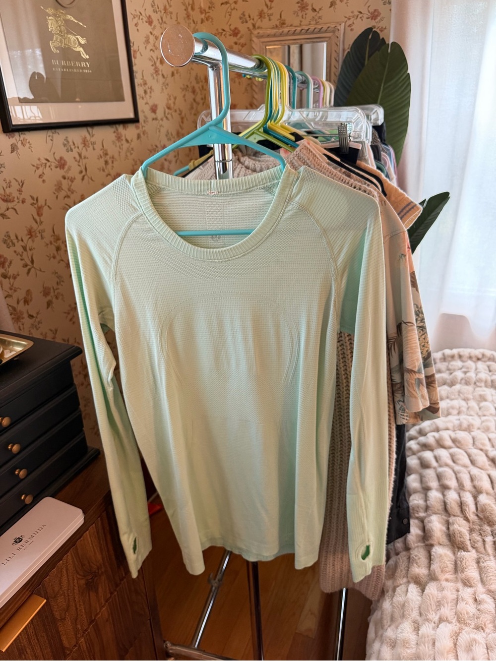 Lululemon swiftly tech mint long sleeve sz 8